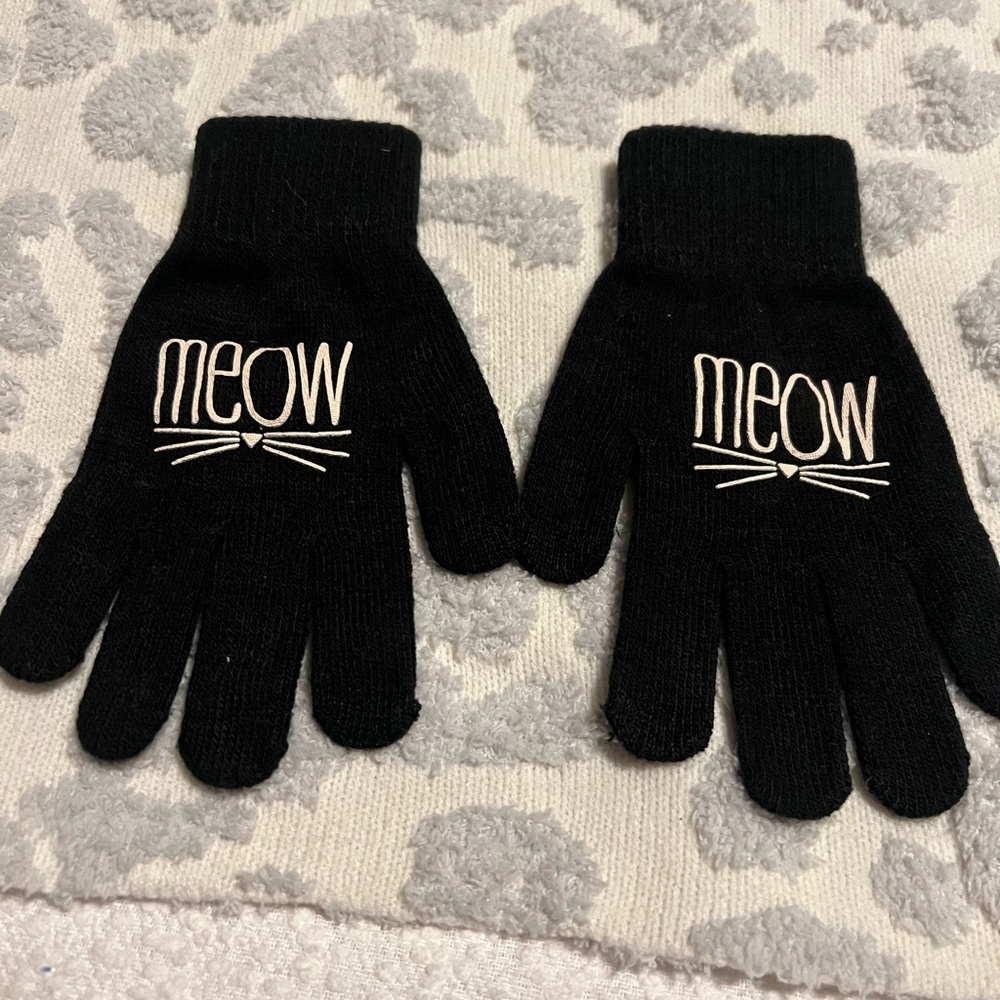 Black 'Meow' Knit Gloves
